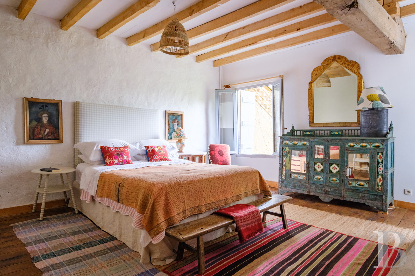 Dans le Gers, à l’ouest de Lectoure, un ancien domaine de production d’armagnac transformé et décoré avec soin - photo  n°26